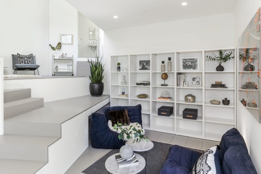 Home of the Week: Modern in Mill Valley den