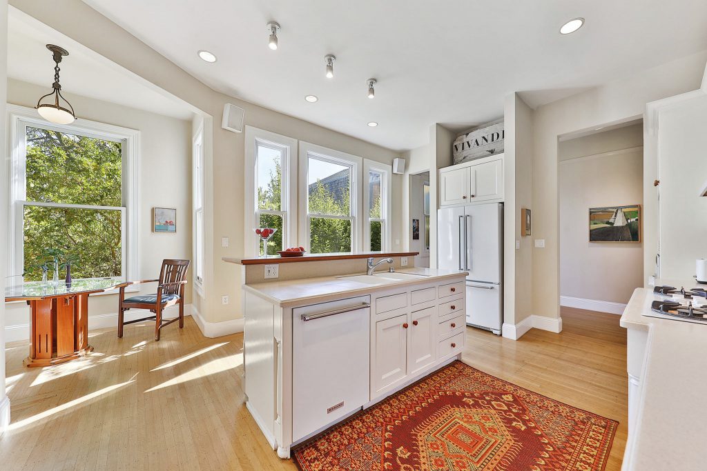 Grand Victorian condominium in Lower Pacific Heights