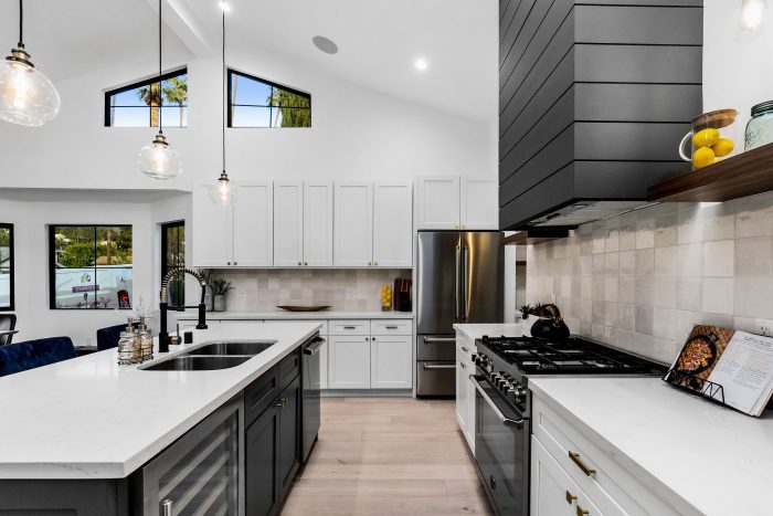 Eagle Rock smart home, kitchen