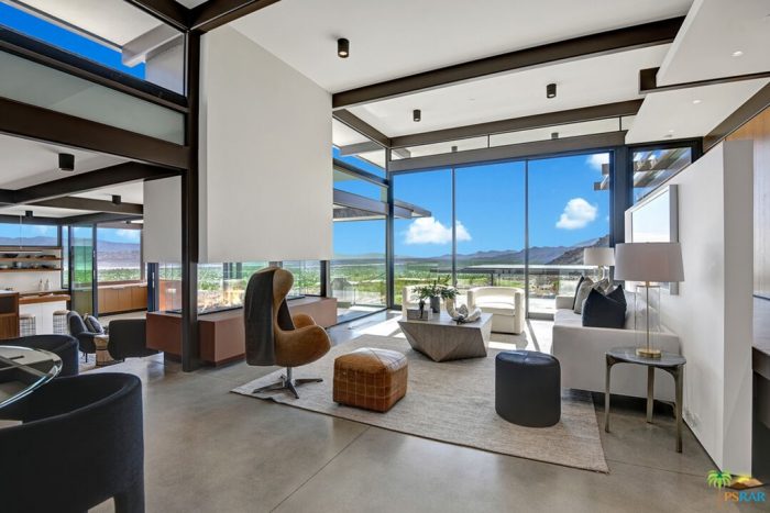 Interior of 2465 Winter Sun Drive in  Palm Springs Interior Modern architecture designed by Ray Kappa