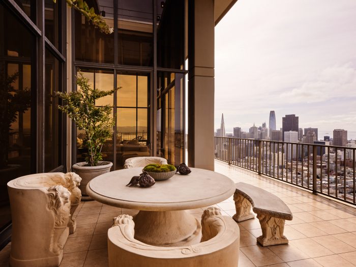 Patio with furnishings of 999 Green St penthouse with view of SF skyline