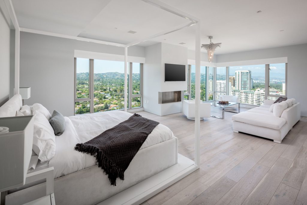 Gleaming penthouse in chic Remington high-rise