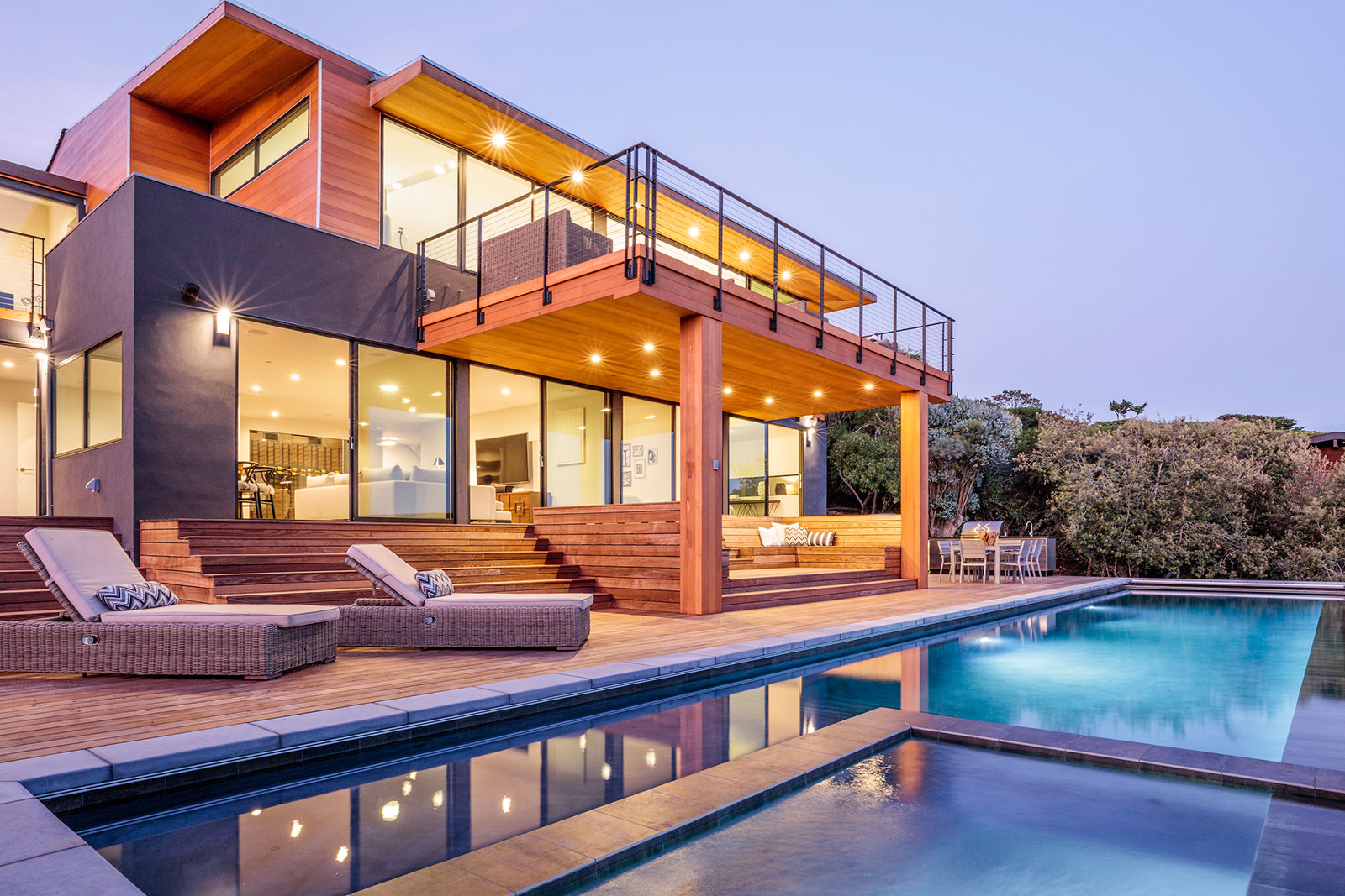 Tiburon estate backyard at twilight