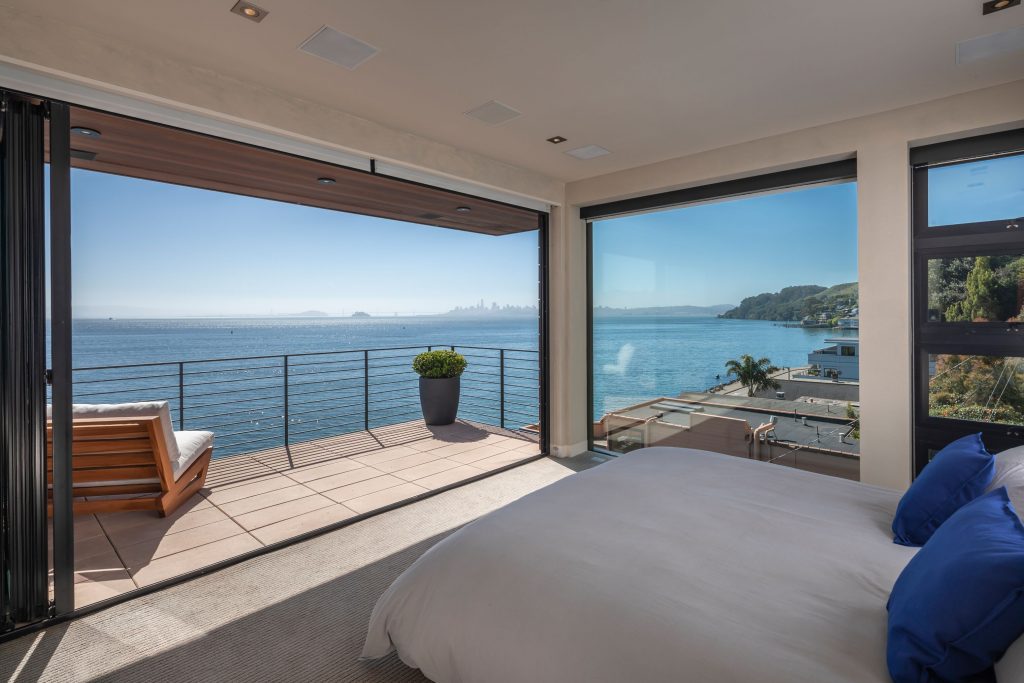 525 Bridgeway, Sausalito