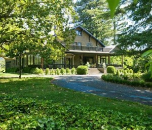 Exterior view of 38 Fernhill Ave.