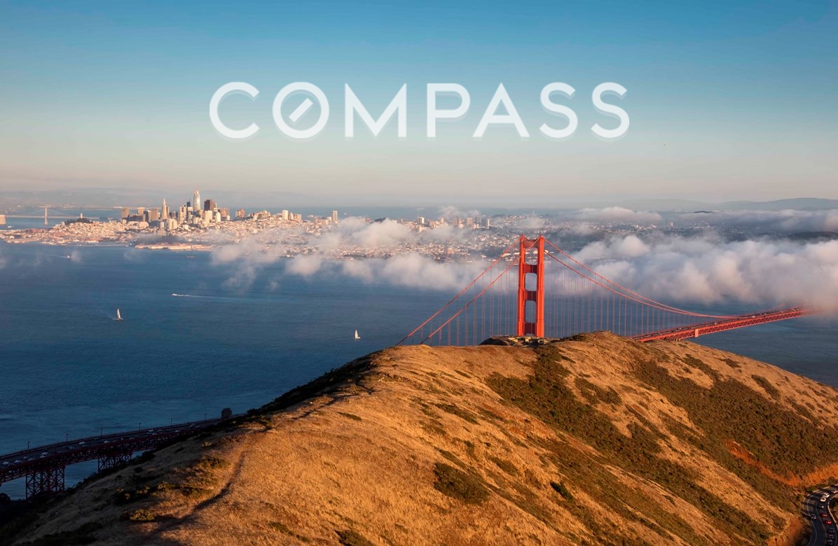 Compass - Golden Gate Bridge
