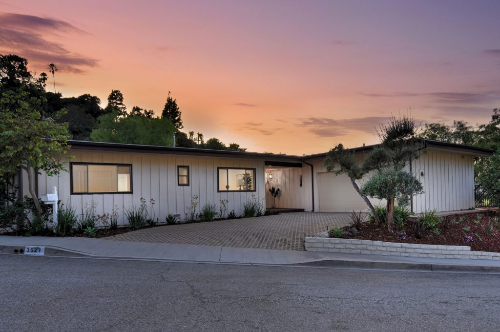 Exhilarating views from the Sherman Oaks hills outside view with sunset